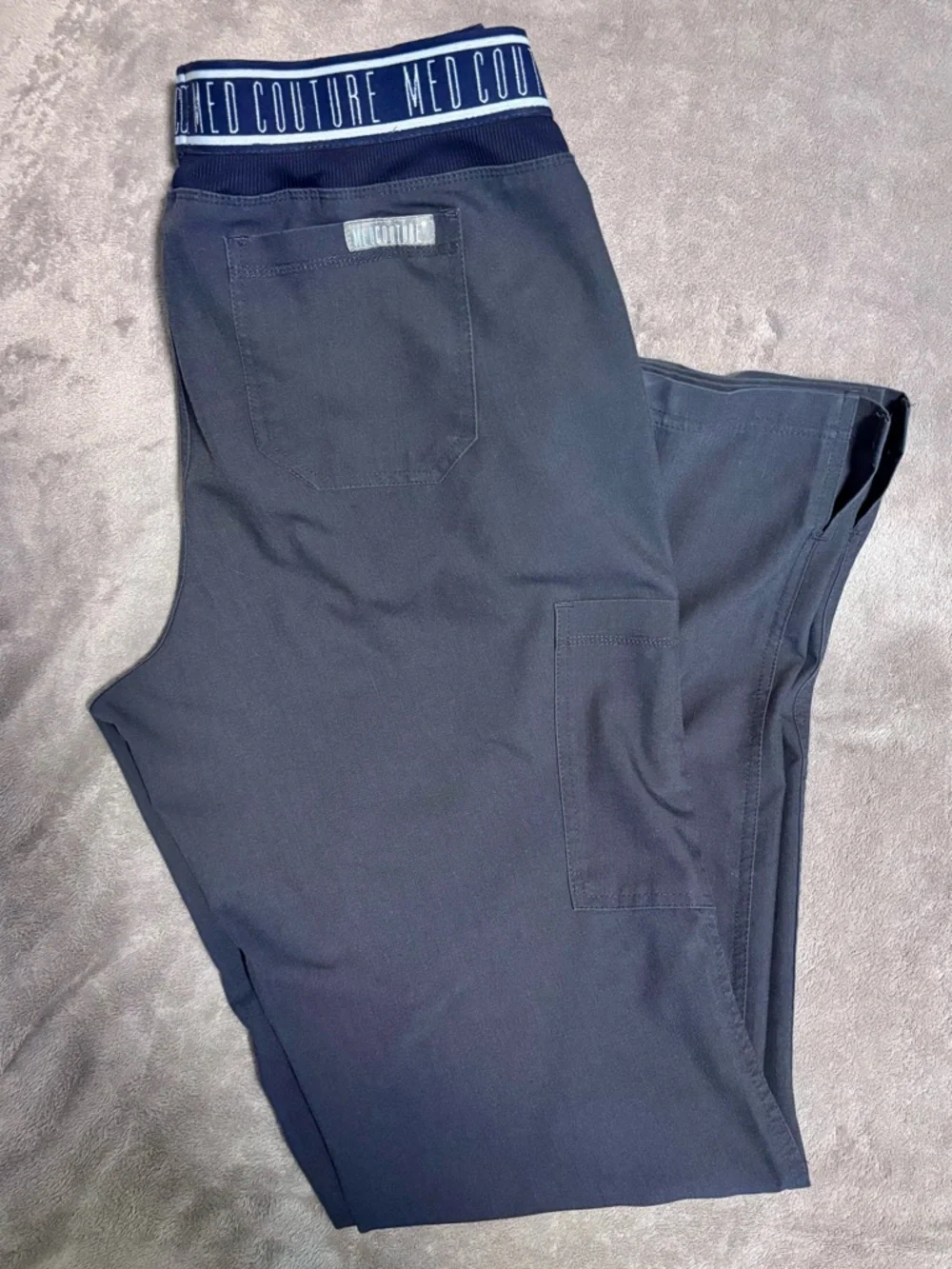Med Couture Navy Scrub Set - Picture 1 of 4